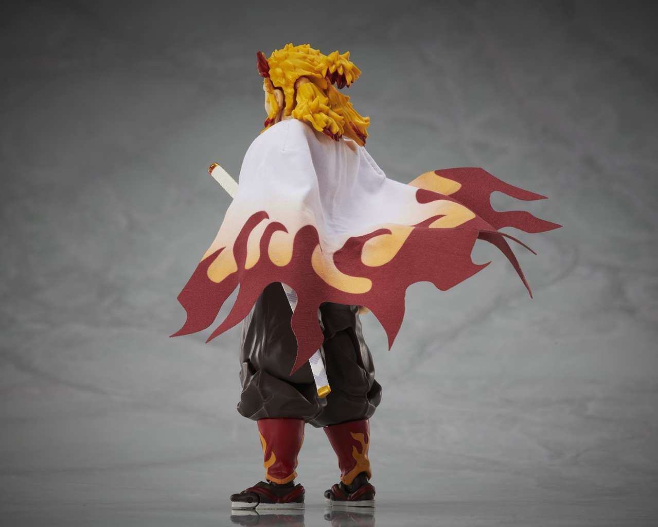 ANIPLEX - DEMON SLAYER - KYOJURO RENGOKU VER.2 Buzzmod - 1/12 Action Figure