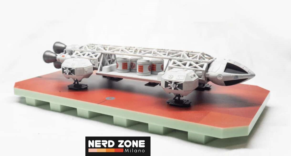 Anderson Entertainment Limited - Space: 1999 - Pallet Eagle Die-Cast Limited Edition