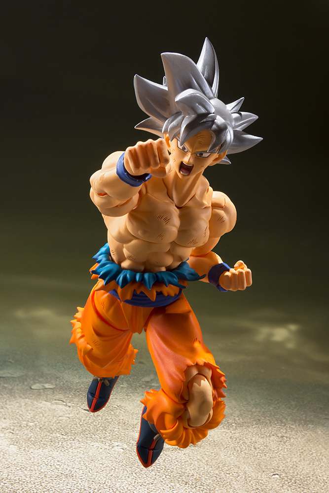 BANDAI - S.H. FIGUARTS - DRAGON BALL SUPER - Son Goku Ultra Instinct S.h.f