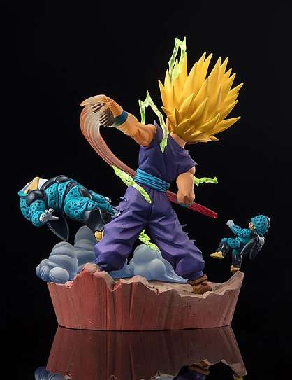 BANDAI - SH FIGUARTS - DRAGON BALL ZERO Extra Battle Super Saiyan 2 Son Gohan Anger Exploding