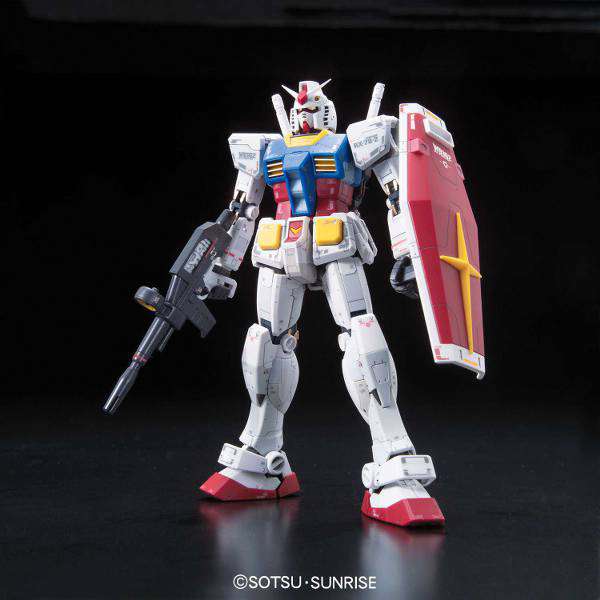 BANDAI GUNPLA - Rg Gundam Rx-78-2 1/144 716-RG