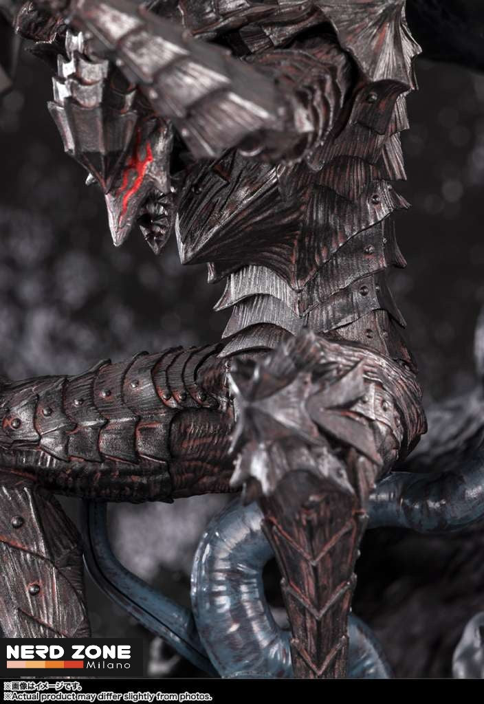 BANDAI - FIGUARTS ZERO - Berserker guts berserker armor figuarts zero touche metallique