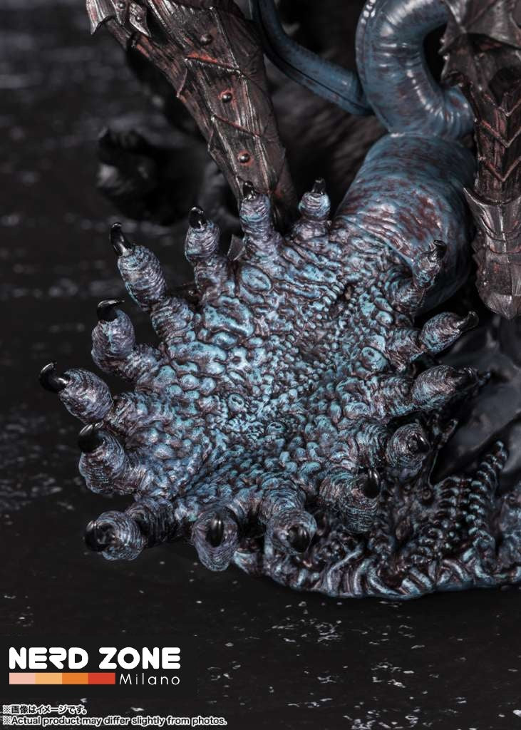 BANDAI - FIGUARTS ZERO - Berserker guts berserker armor figuarts zero touche metallique