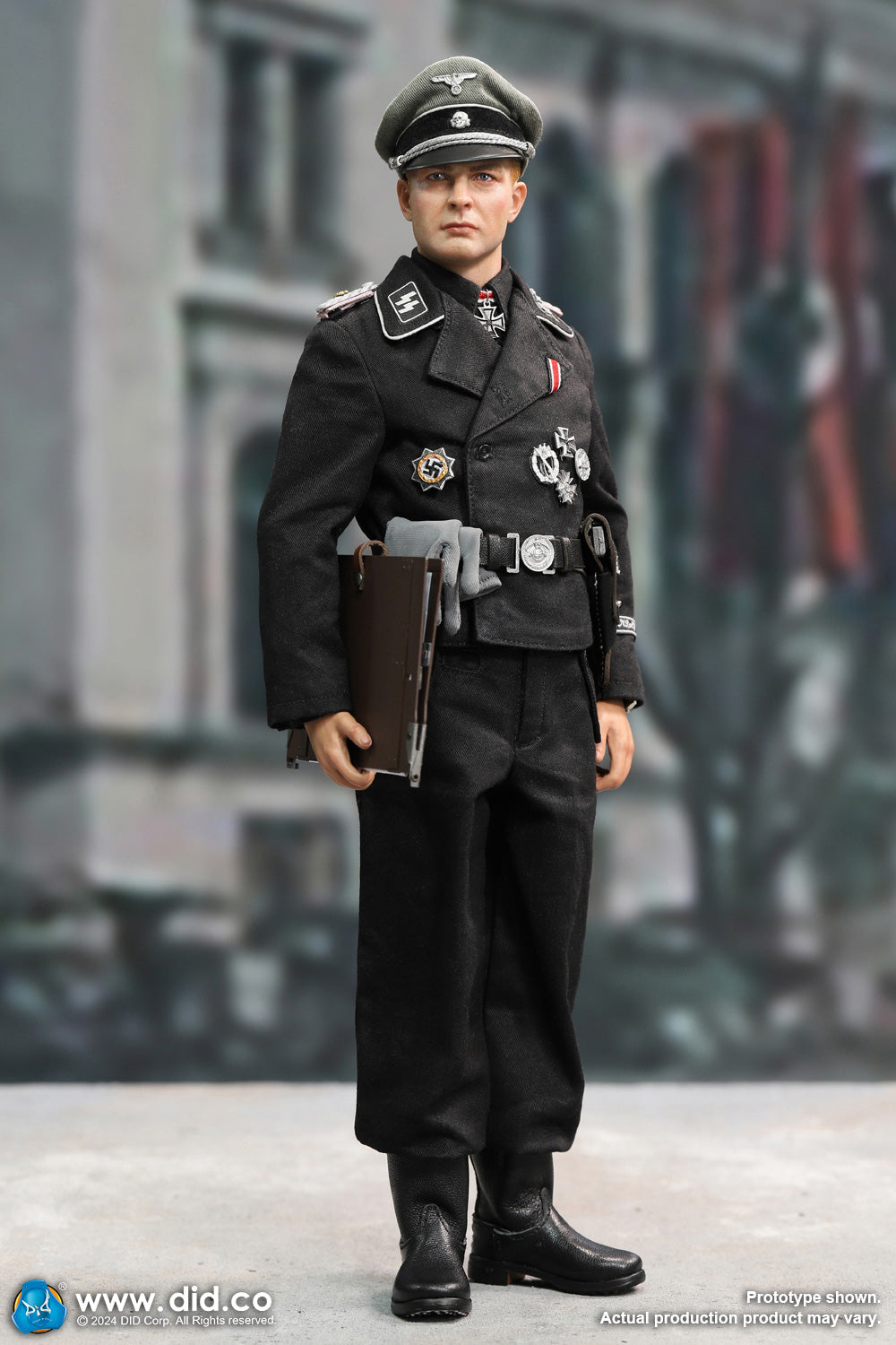 DiD/3R – D80176 1/6 WWII German Panzer Commander – Max Wünsche