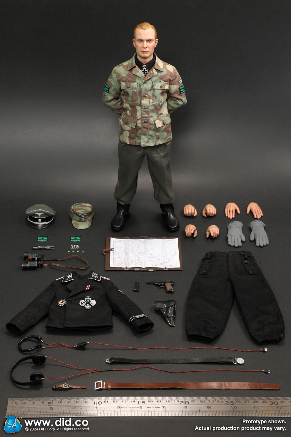 DiD/3R – D80176 1/6 WWII German Panzer Commander – Max Wünsche