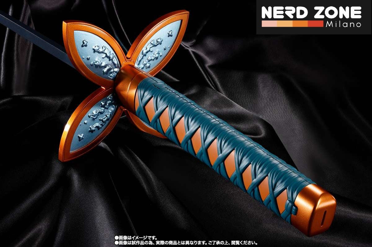 BANDAI – Demon Slayer Nichirin Sword Shinobu Kocho Prop Replica