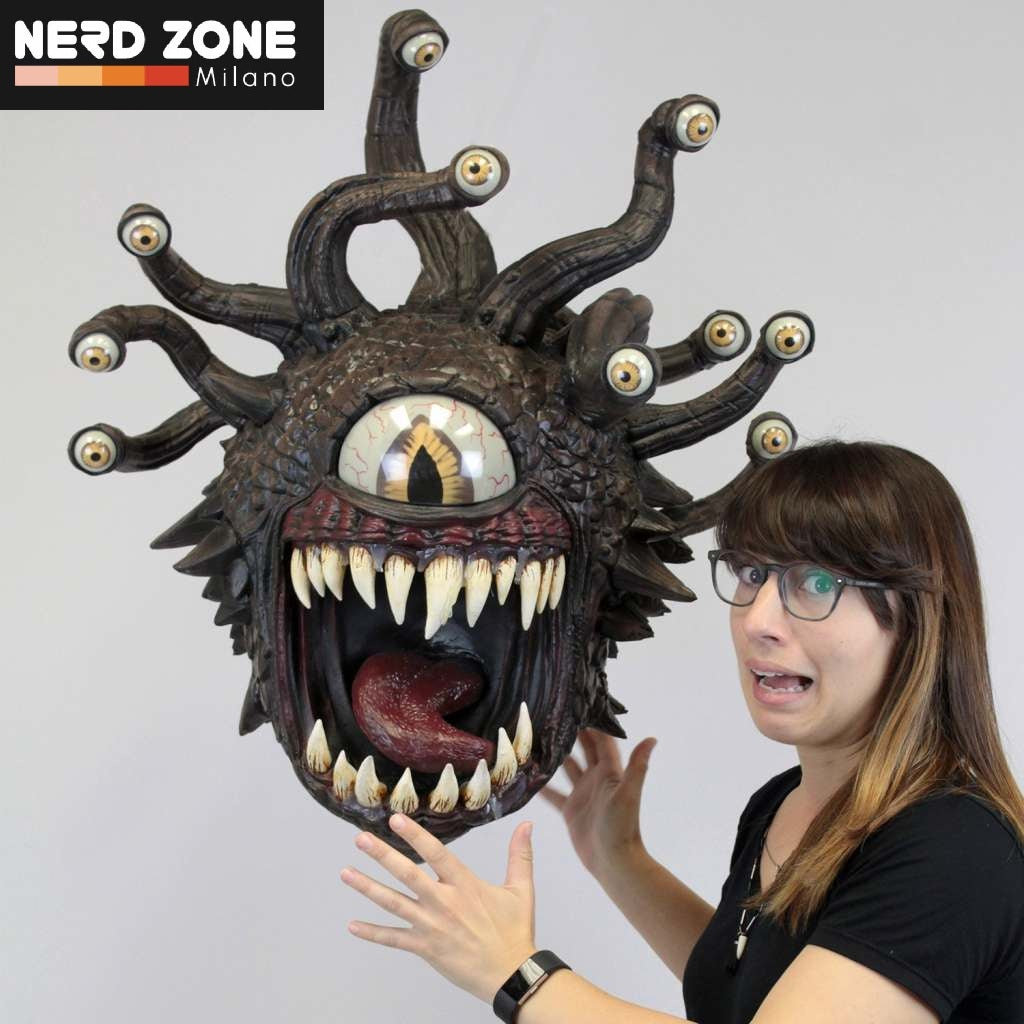 WIZKIDS - Dungeons & Dragons - Replicas Of The Realms: Beholder Trophy Figure