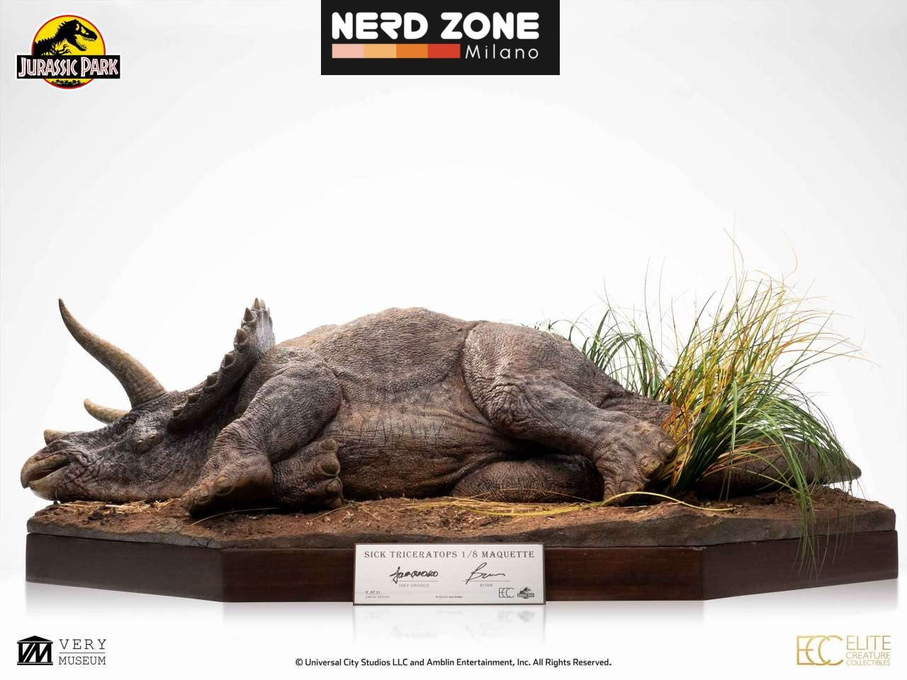 PRE ORDER ELITE CREATURE COLLECTIBLES - Jurassic Park Sick Triceratops 1:8 Scale Maquette