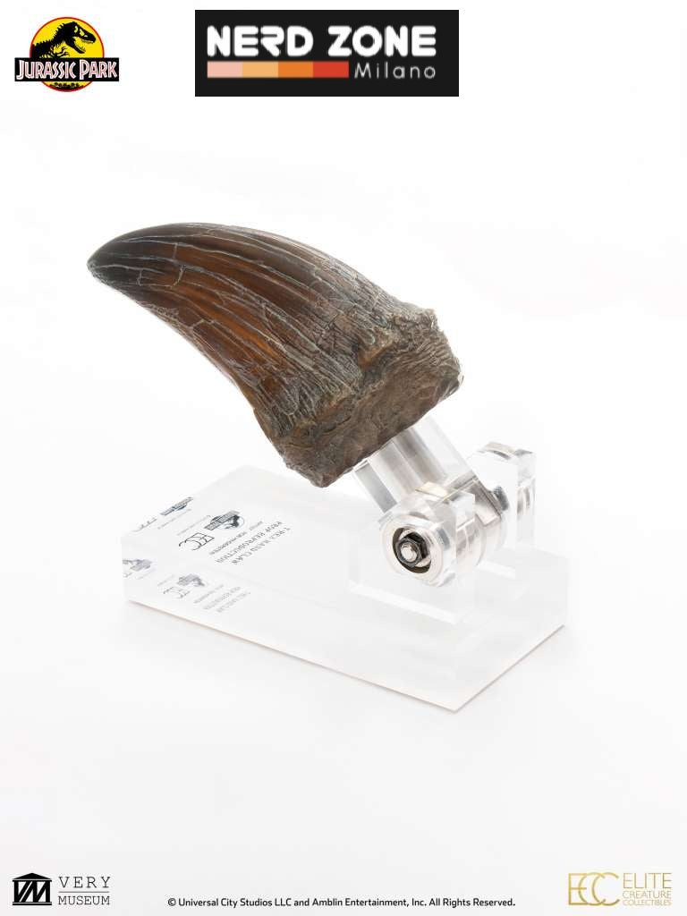 ELITE CREATURE COLLECTIBLES - Jurassic Park T-Rex Hand Claw Prop Reproduction