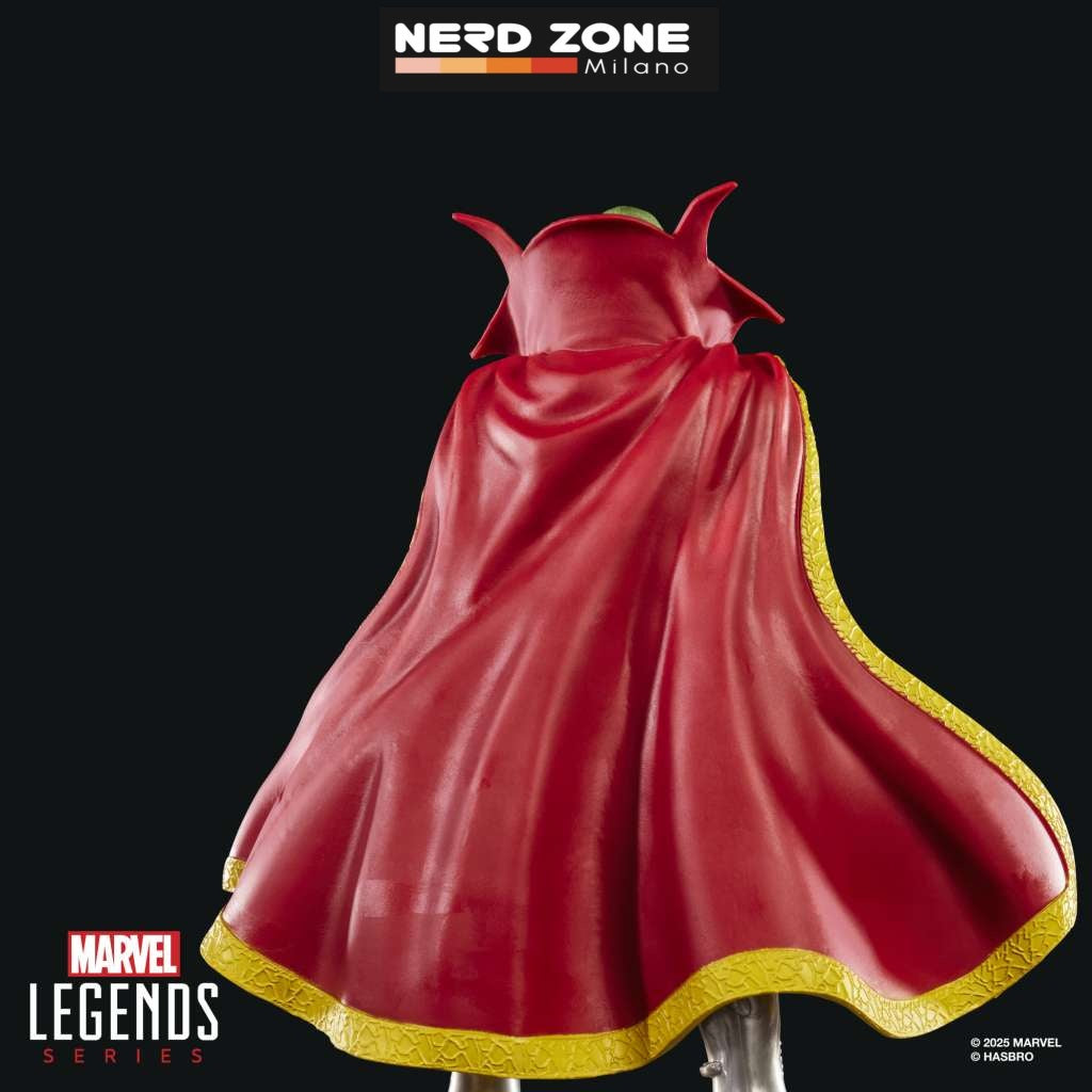 HASBRO - Marvel Legends Emperor Doom Action Figure