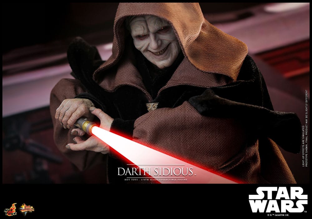 HOT TOYS - STAR WARS: Dark Sidious 1:6 Scale Figure