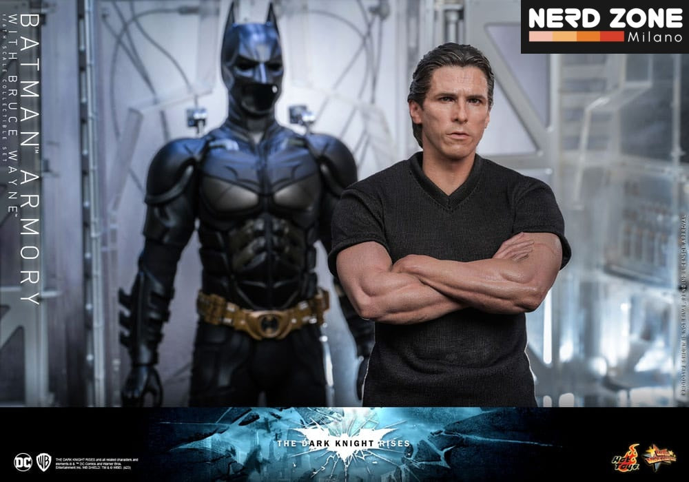 HOT TOYS - The Dark Knight Rises Movie Masterpiece Action Figures & Diorama 1/6 Batman Armory with Bruce Wayne 30 cm