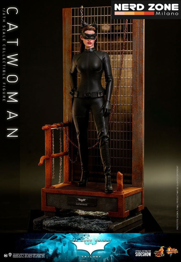 HOT TOYS - The Dark Knight Trilogy Movie Masterpiece Action Figure 1/6 Catwoman 29 cm (MMS627)