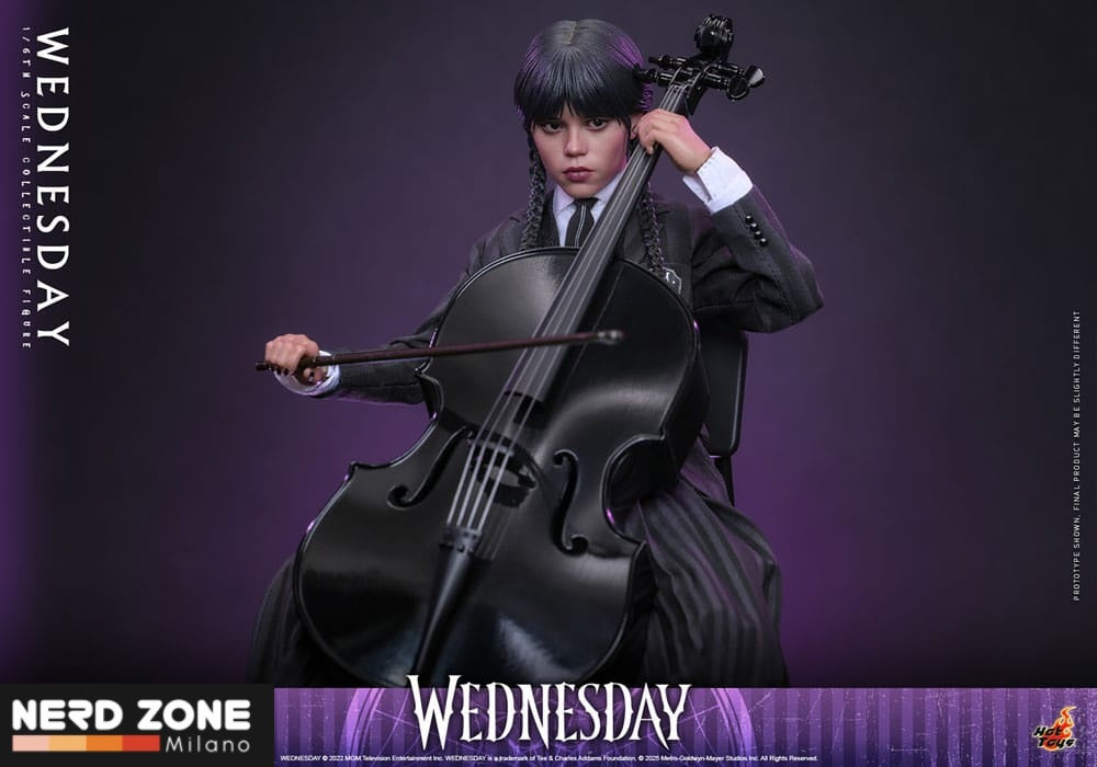 HOT TOYS - Wednesday Action Figure 1/6 Wednesday 27 cm