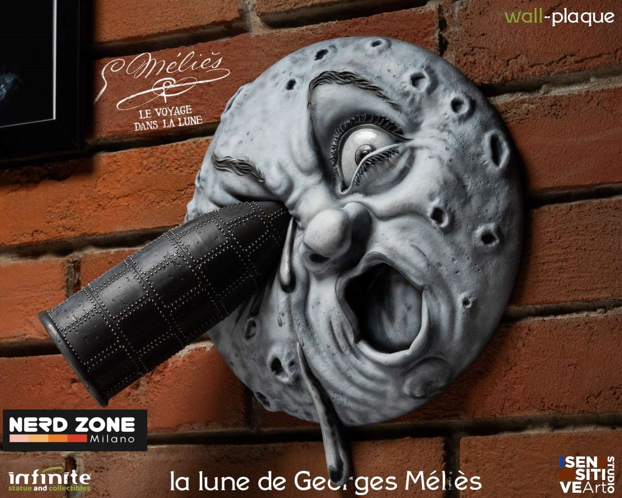 INFINITE STATUE - La Lune De Georges Melies Wall Plaque