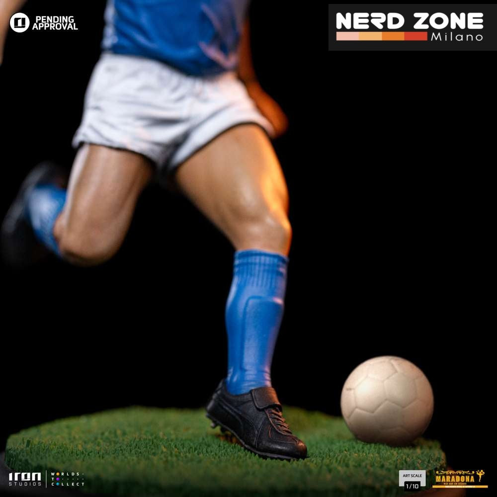 IRON STUDIOS - Diego Armando Maradona 1/10 statue