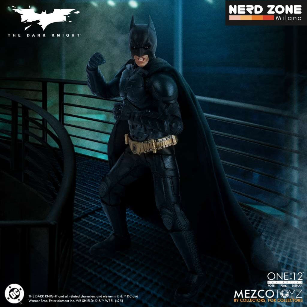 MEZCO - One 12 Collective The Dark Knight Batman Action Figure