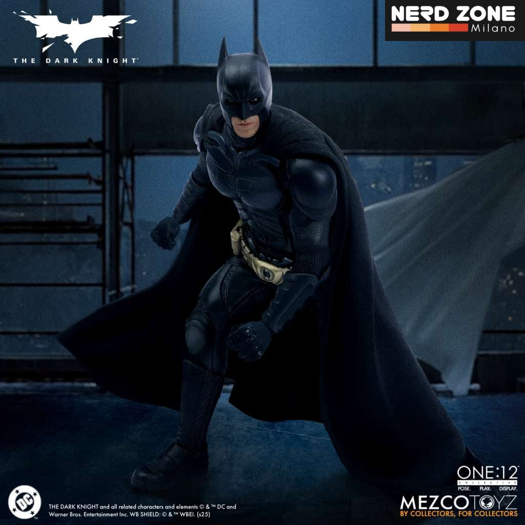 MEZCO - One 12 Collective The Dark Knight Batman Action Figure