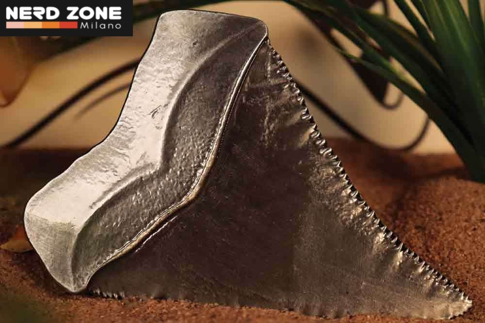 FANATTIK - Jaws 50th Anniversary Shark Tooth Medallion