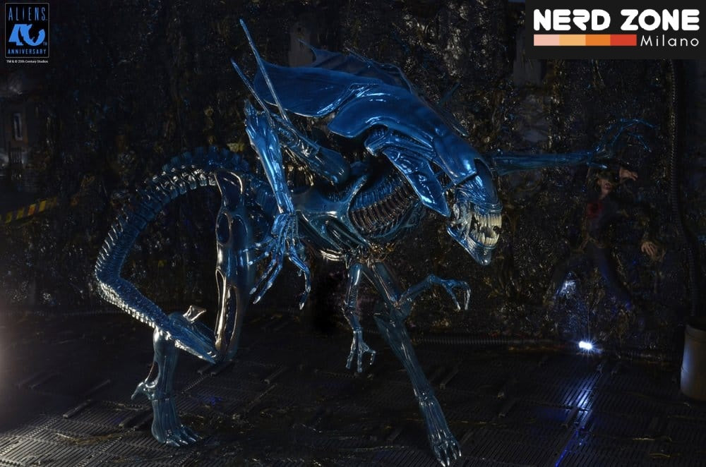 PRE ORDINE - NECA - Aliens Ultra Deluxe Action Figure Alien Queen (40th Anniversary) 38 cm