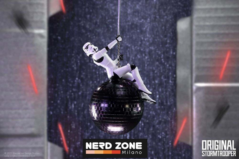 NEMESIS NOW - Stormtrooper Wrecking Ball Hanging Ornam