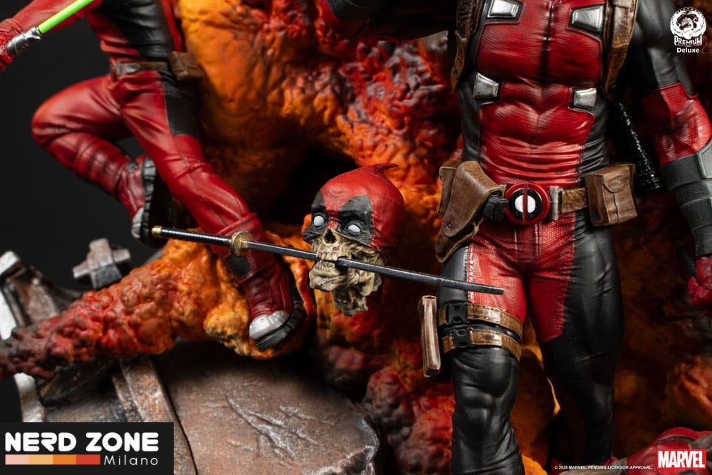 PCS (Premium Collectibles Studio) - Marvel Fine Art Bust Deadpool Deluxe Edition 42 cm