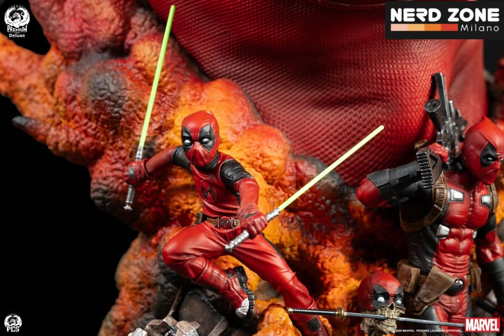 PCS (Premium Collectibles Studio) - Marvel Fine Art Bust Deadpool Deluxe Edition 42 cm