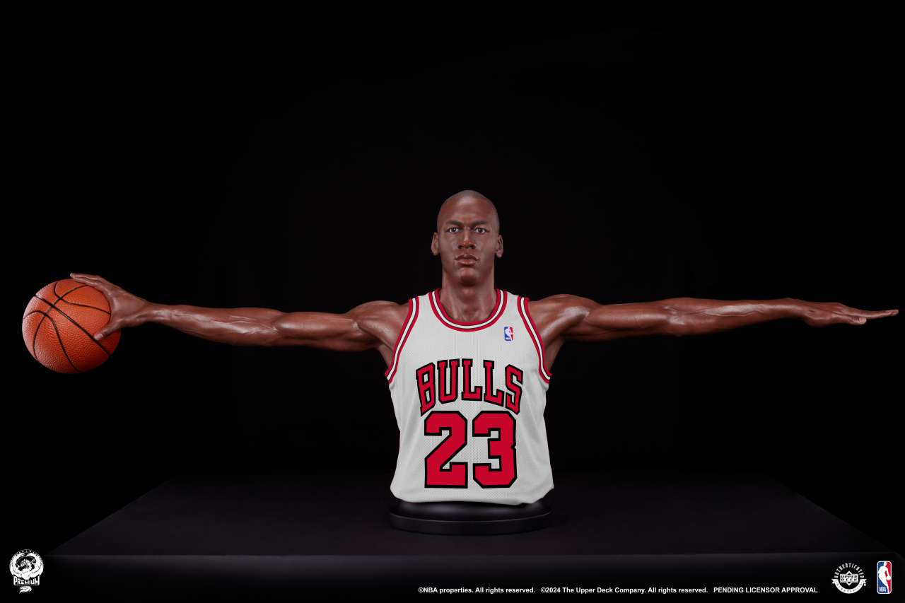 PCS (Premium Collectibles Studio) - Michael Jordan Life Sized