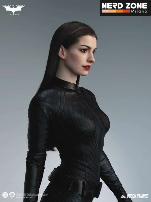 QUEEN STUDIOS - The Dark Knight Catwoman 1/1 Lifesize Statue