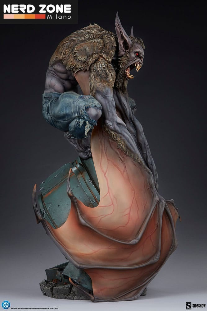 SIDESHOW - DC Comics Batman Premium Format Statue Man-Bat 64 cm