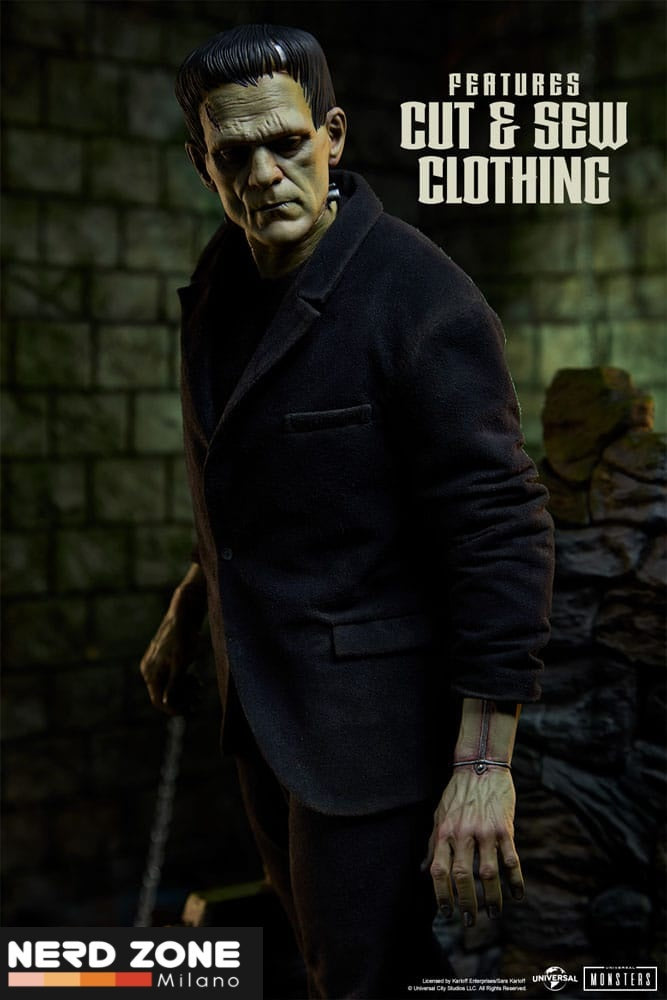SIDESHOW - Frankenstein Premium Format Mixed Media Statue Frankenstein (Fabric Costume) 57 cm
