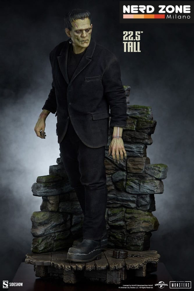 SIDESHOW - Frankenstein Premium Format Mixed Media Statue Frankenstein (Fabric Costume) 57 cm
