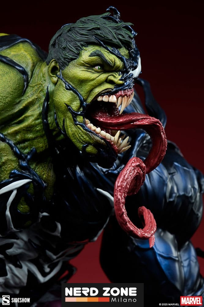 SIDESHOW - Marvel Premium Format Statue Venomized Hulk 63 cm