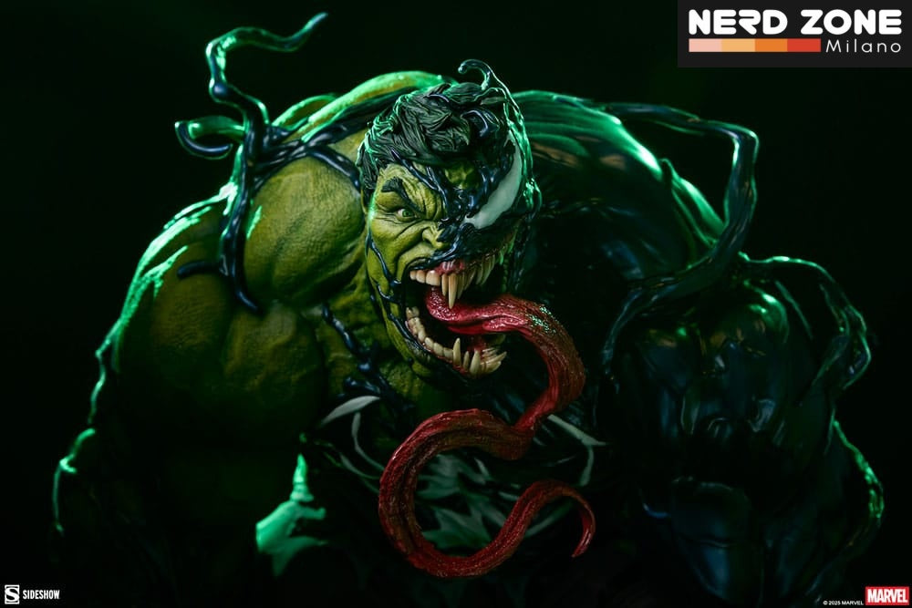 SIDESHOW - Marvel Premium Format Statue Venomized Hulk 63 cm