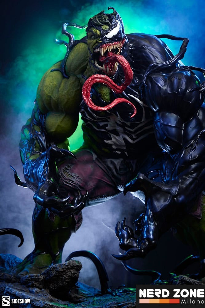 SIDESHOW - Marvel Premium Format Statue Venomized Hulk 63 cm