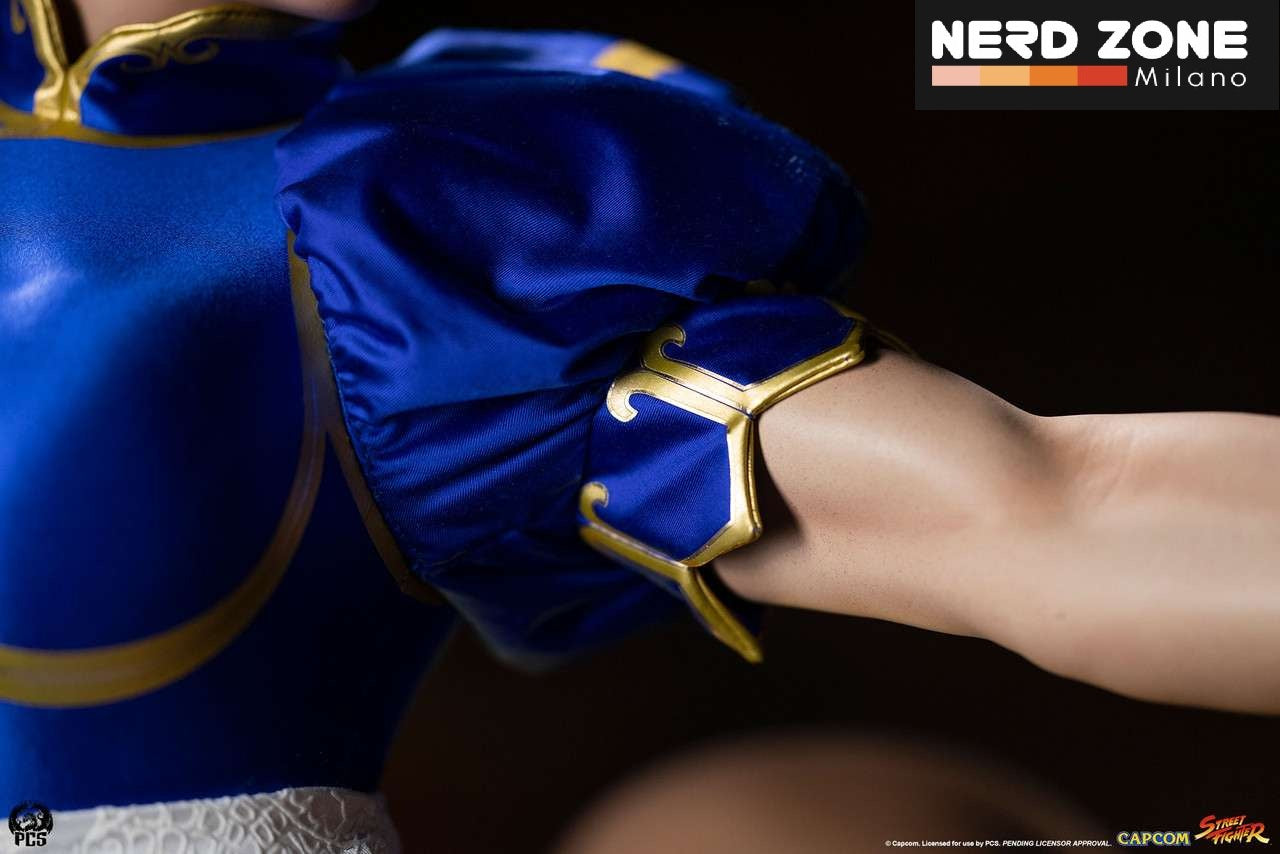 PCS (Premium Collectibles Studio) - Street Fighter Chun - Li 1/2 Scale Statue Classic Edition