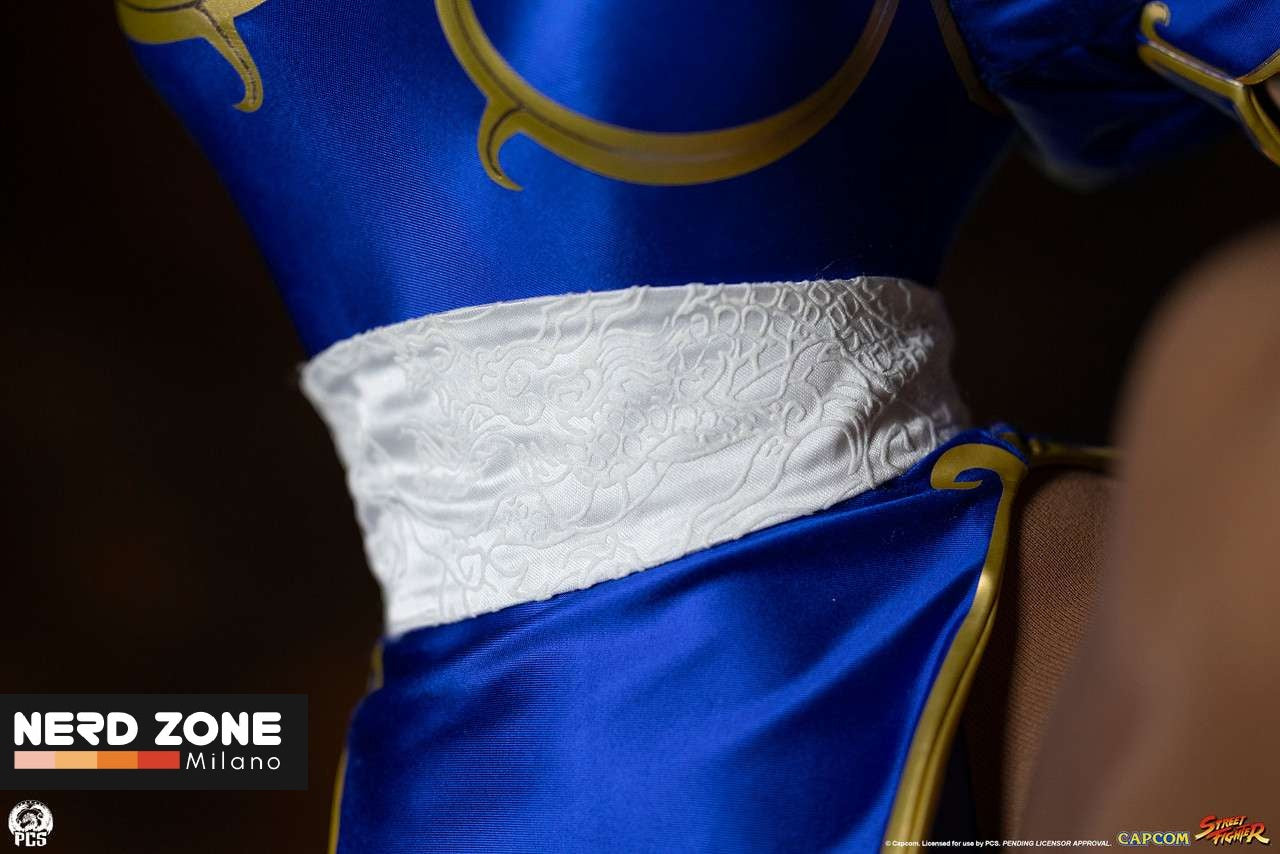 PCS (Premium Collectibles Studio) - Street Fighter Chun - Li 1/2 Scale Statue Classic Edition