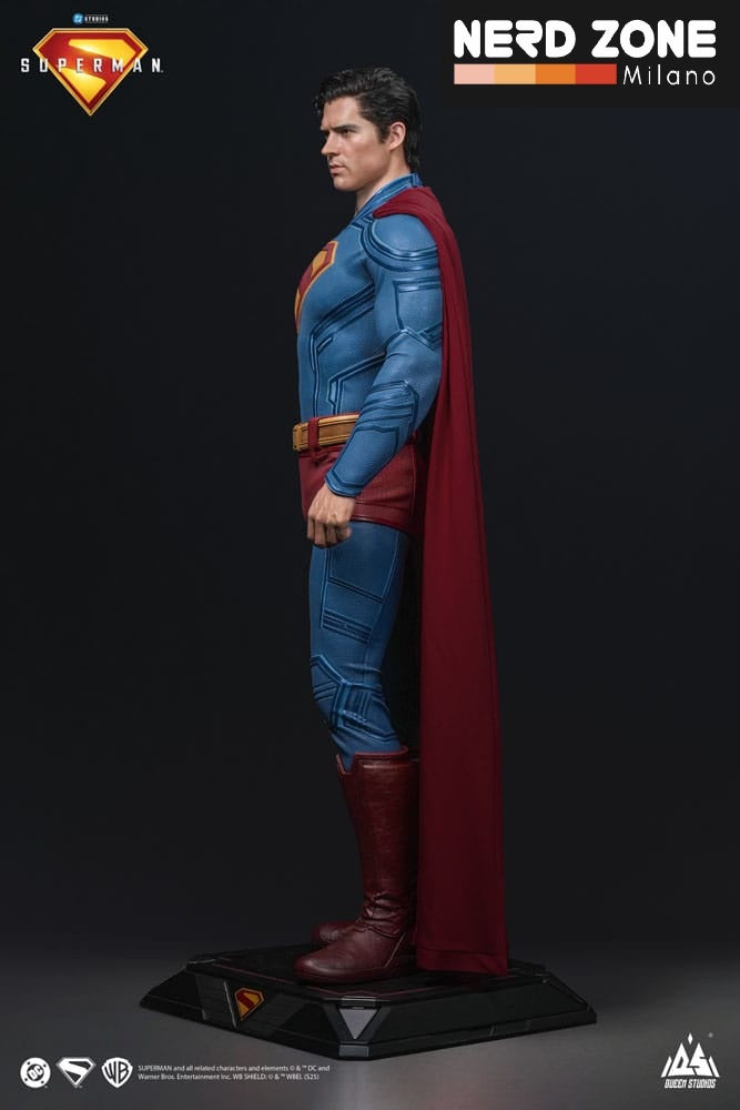 QUEEN STUDIOS - Superman 2025 Life-Size Statue Superman 208 cm Statui 1/1 a grandezza naturale DC Comics