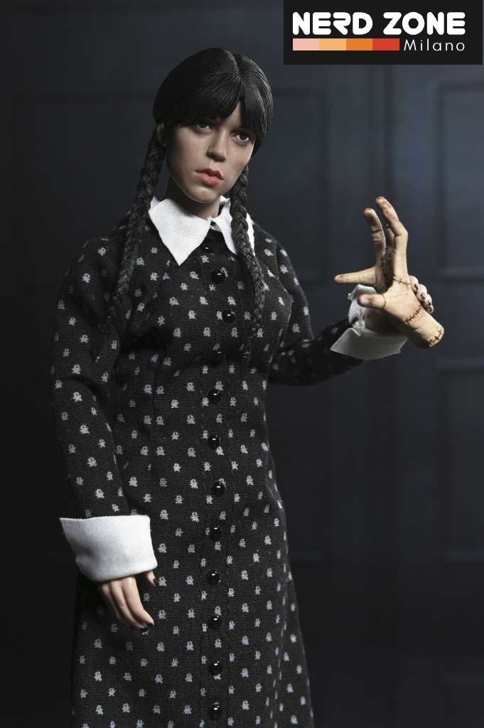 NECA - Wednesday addams classic dress clothed af