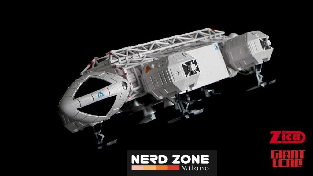 ZICA TOYS - Space 1999 Eagle 1976 Standard Edition Playset