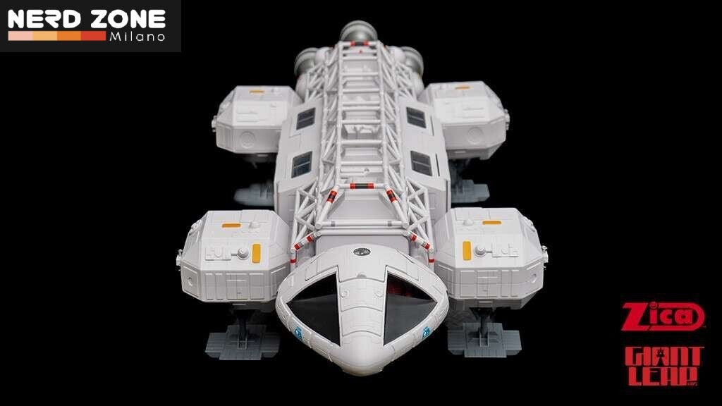 ZICA TOYS - Space 1999 Eagle 1976 Standard Edition Playset