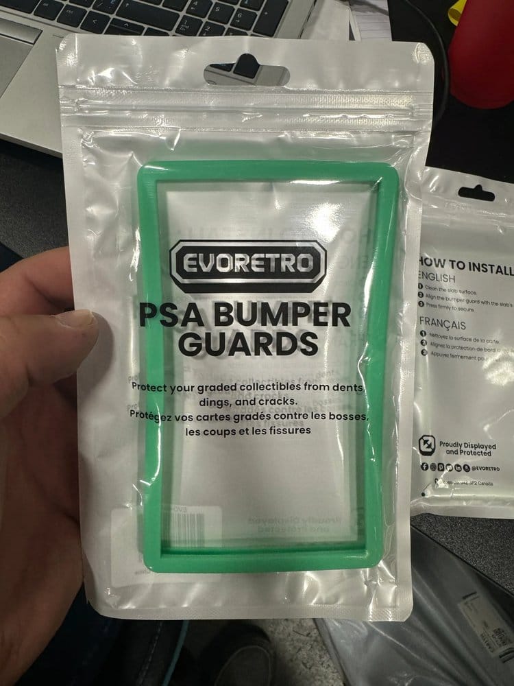 PRE ORDINE - Evoretro Bumper Protector for PSA Slabs Mint Green