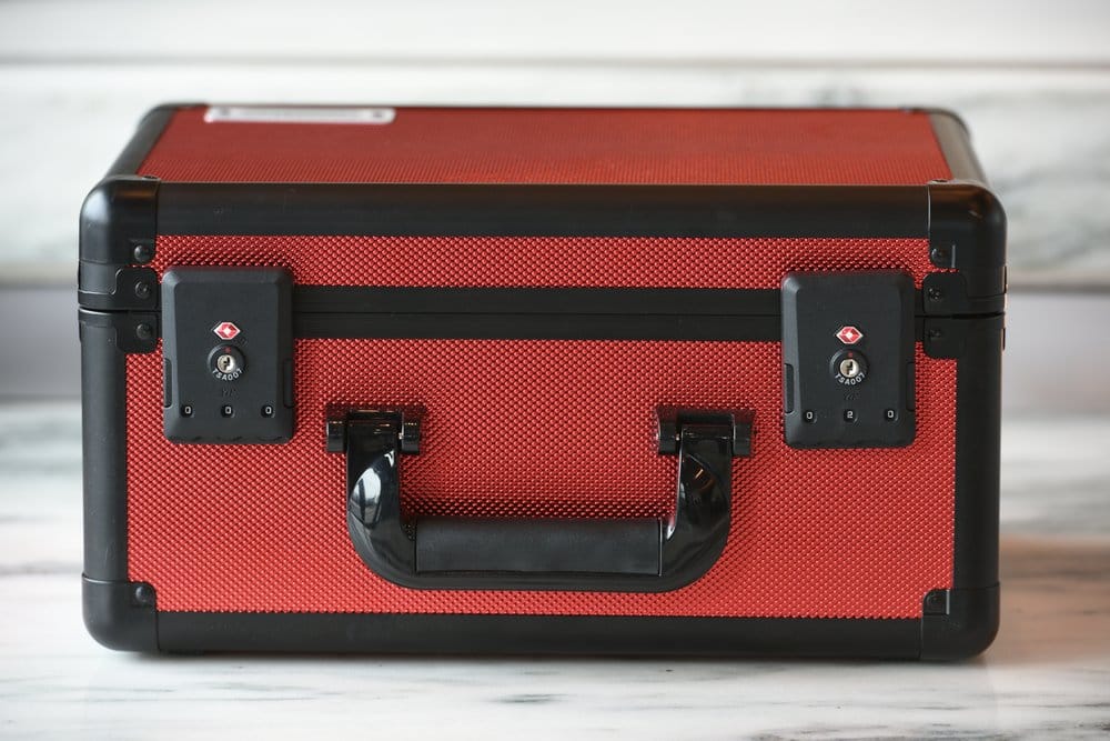 PRE ORDINE - Evoretro Trading Card Storage Box for 90 Cards X Red