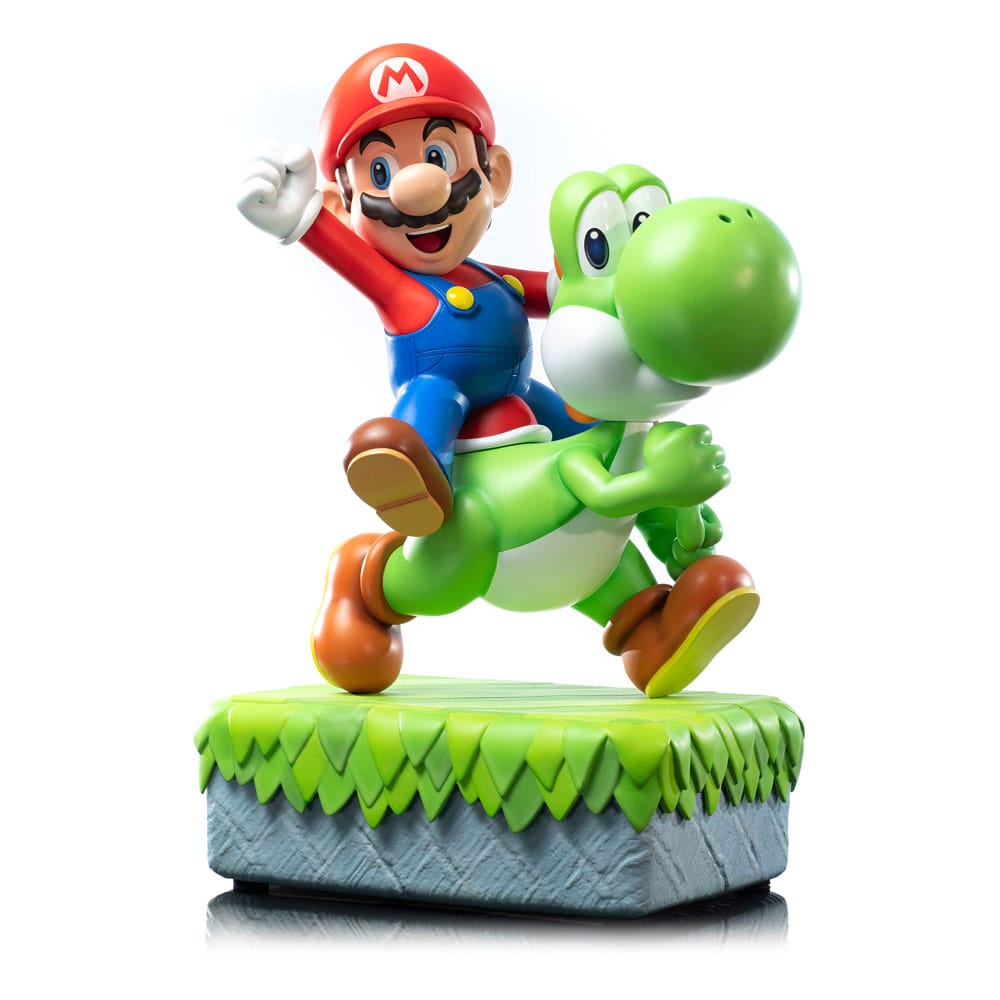 PRE ORDINE - Super Mario Statue Mario & Yoshi 48 cm