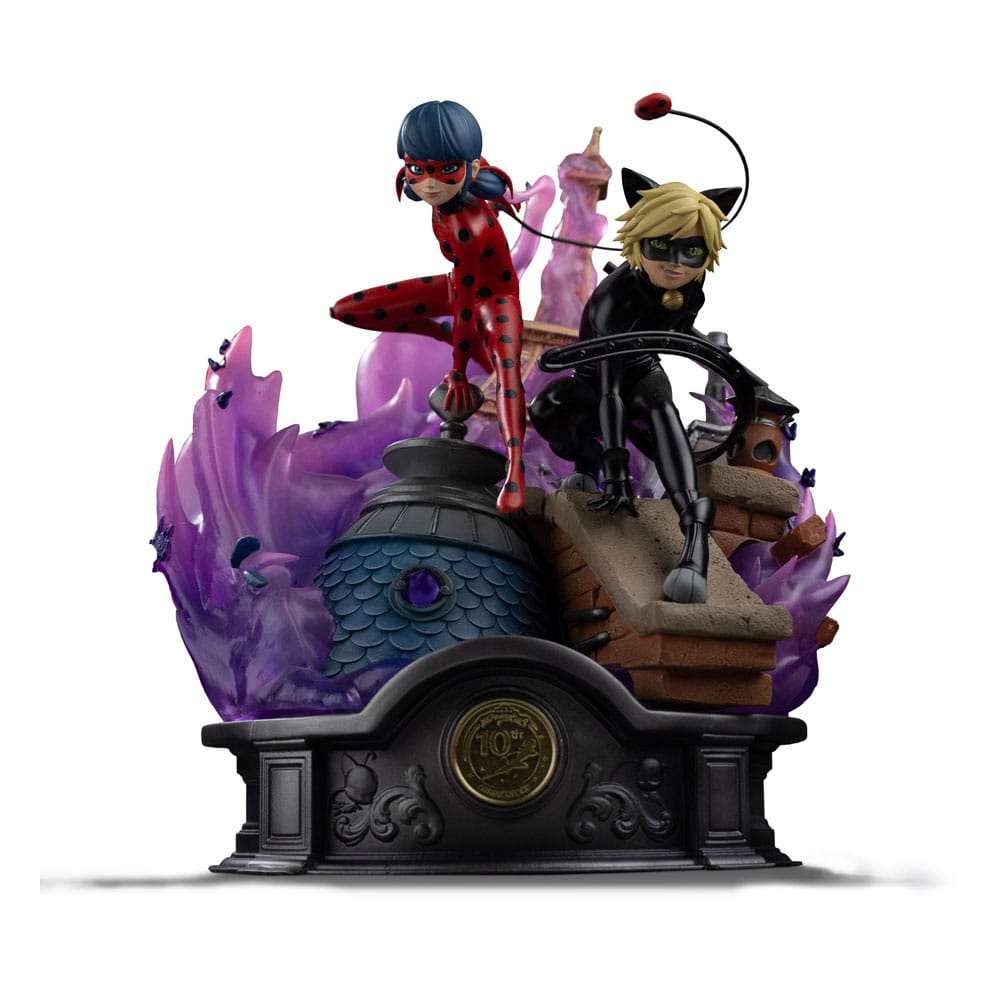 PRE ORDINE - Miraculous Deluxe Art Scale Statue 1/10 Lady Bug and Cat Noir Signed Edition 23 cm