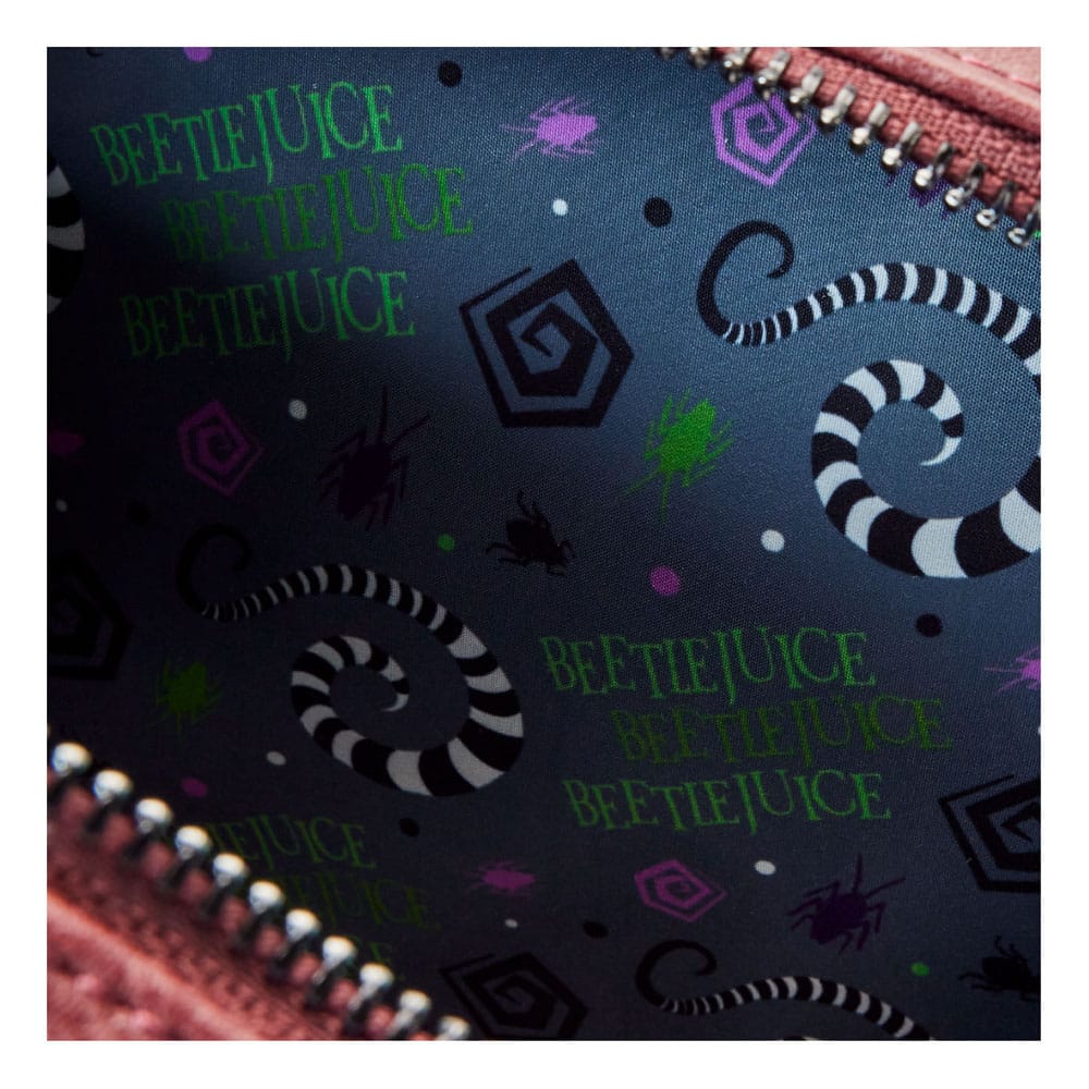 Beetlejuice by Loungefly Backpack Mini Handbook for the recently Deceased Pin Trader