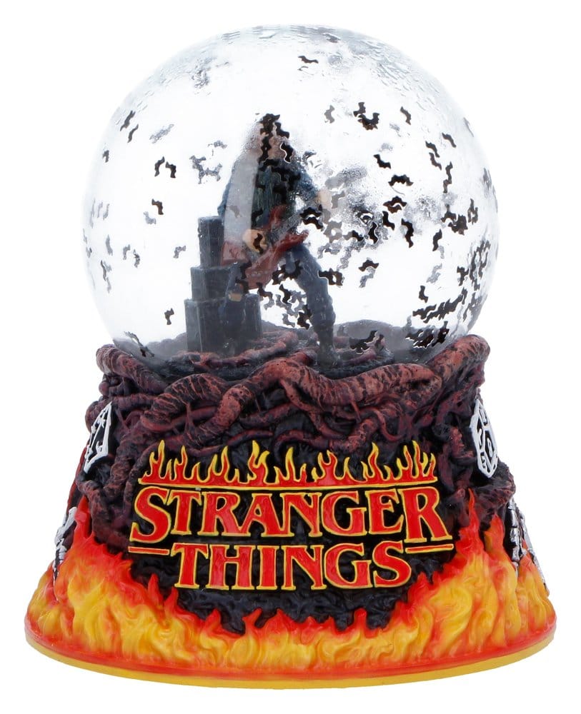 PRE ORDINE - Stranger Things Snow Globe Eddie's Sacrifice 14 cm