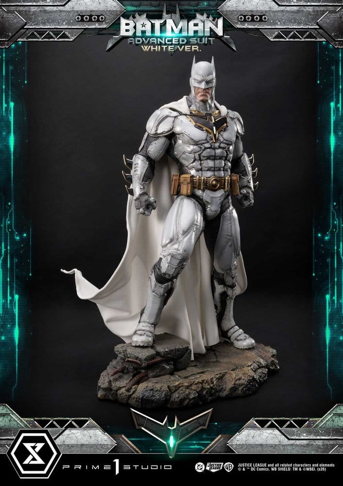 PRE ORDINE - DC Comics Ultimate Museum Masterline Statue Batman Advanced Suit White Version (Design By Josh Nizzi) 51 cm