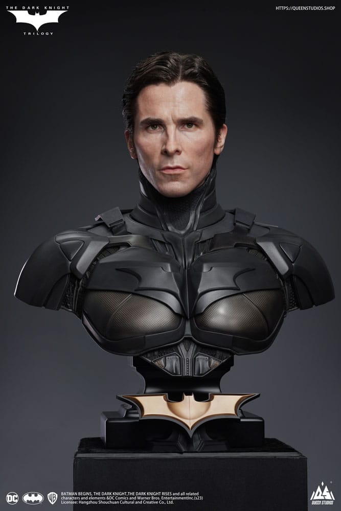 QUEEN STUDIOS - The Dark Knight Life-Size Statue Batman Deluxe Edition 207 cm