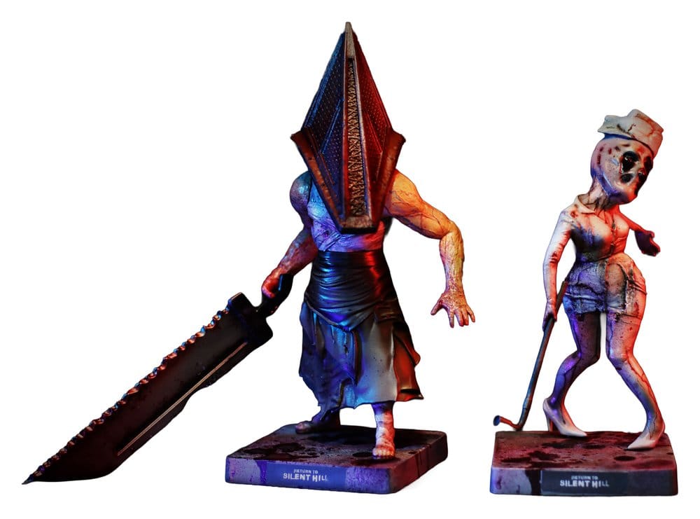 PRE ORDINE - Return to Silent Hill (2026) DefoStyle Figures 2-Pack Pyramid Head 20 cm & Bubble Head Nurse 17 cm